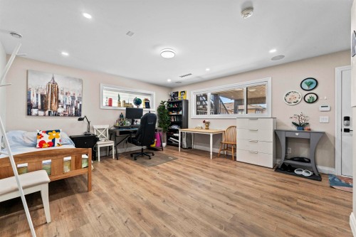 1038 Stewart Avenue, Coquitlam, BC 