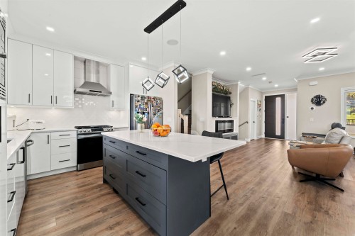 1038 Stewart Avenue, Coquitlam, BC 