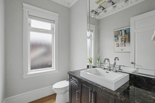 4433 Wallace Street, Vancouver, BC 