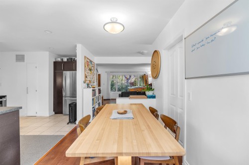 825 20Th Street W, North Vancouver, BC 