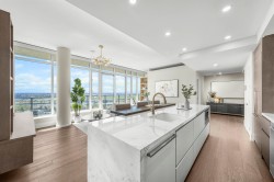 1803-8588 Cornish Street  Vancouver, BC V6P 0C1