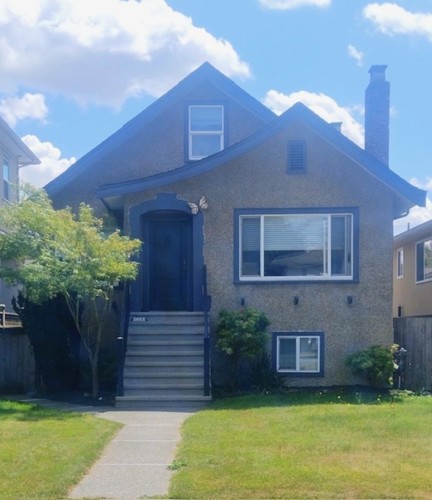 2622 Charles Street, Vancouver, BC 
