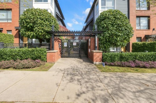18-6868 Burlington Avenue, Burnaby, BC 