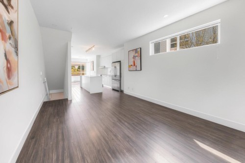 18-6868 Burlington Avenue, Burnaby, BC 