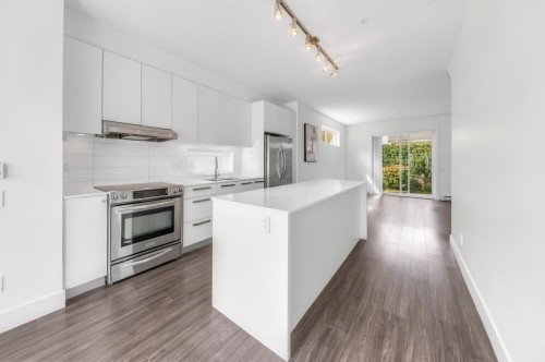 18-6868 Burlington Avenue, Burnaby, BC 