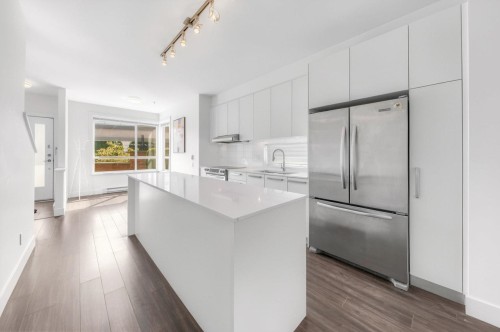 18-6868 Burlington Avenue, Burnaby, BC 