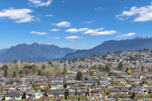 2009-4730 Lougheed Highway, Burnaby, BC 