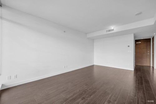 2009-4730 Lougheed Highway, Burnaby, BC 