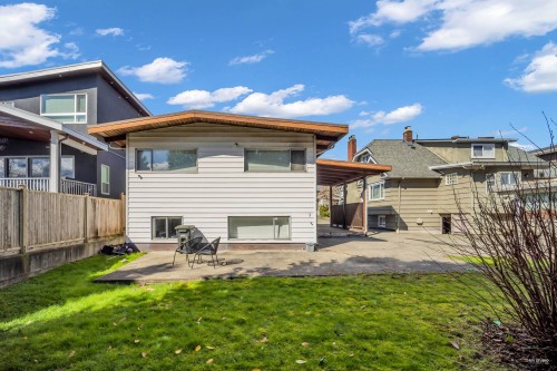 7750 15Th Avenue, Burnaby, BC 