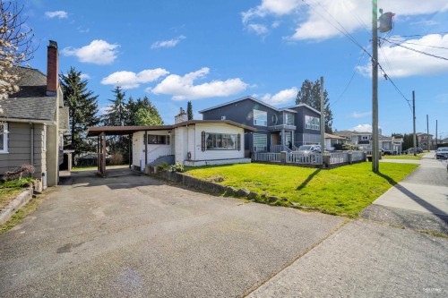 7750 15Th Avenue, Burnaby, BC 