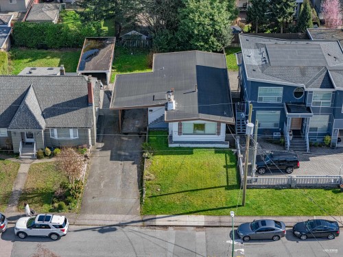 7750 15Th Avenue, Burnaby, BC 