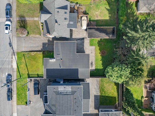 7750 15Th Avenue, Burnaby, BC 