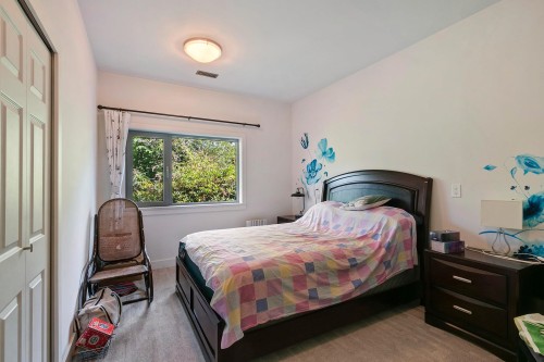 5479 Keith Road, West Vancouver, BC 