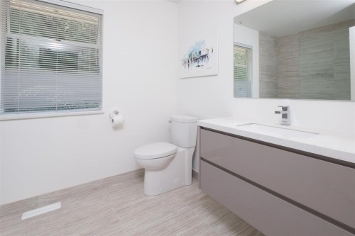 5479 Keith Road, West Vancouver, BC 