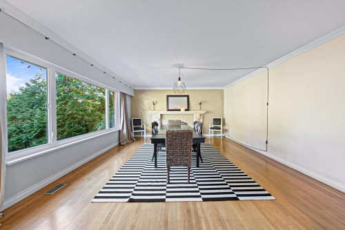 4032 Ripple Road, West Vancouver, BC 