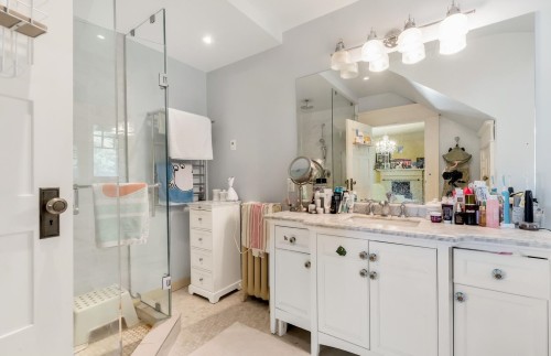 1670 49Th Avenue W, Vancouver, BC 