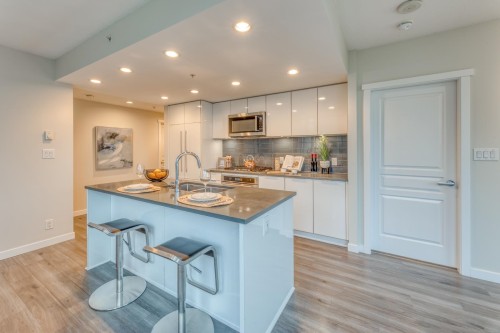 403-3100 Windsor Gate, Coquitlam, BC 