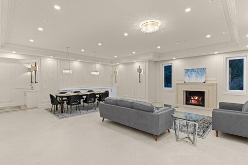 1445 Sandhurst Place, West Vancouver, BC 