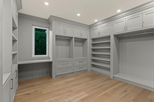 1445 Sandhurst Place, West Vancouver, BC 