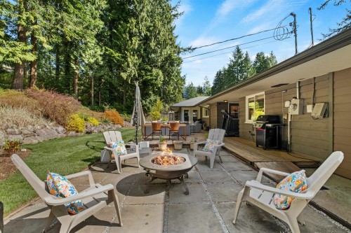 355 Rabbit Lane, West Vancouver, BC 