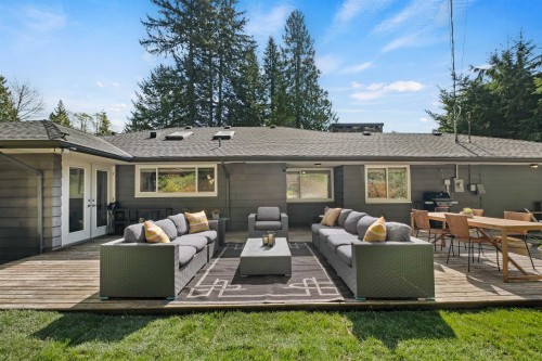 355 Rabbit Lane, West Vancouver, BC 