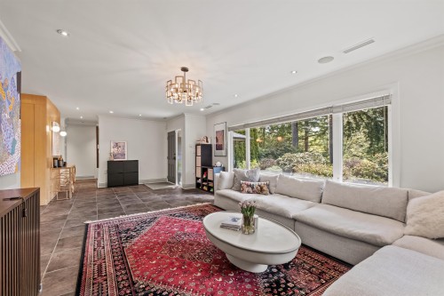 355 Rabbit Lane, West Vancouver, BC 