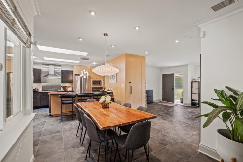 355 Rabbit Lane, West Vancouver, BC 