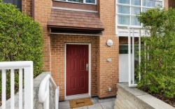 206-2071 42nd Avenue W Vancouver, BC V6M 2B4