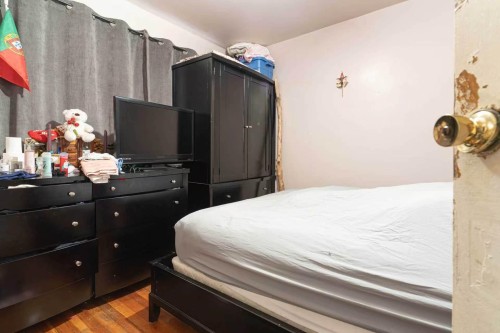 4229 Victoria Drive, Vancouver, BC 
