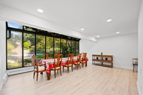 5260 Kew Road, West Vancouver, BC 