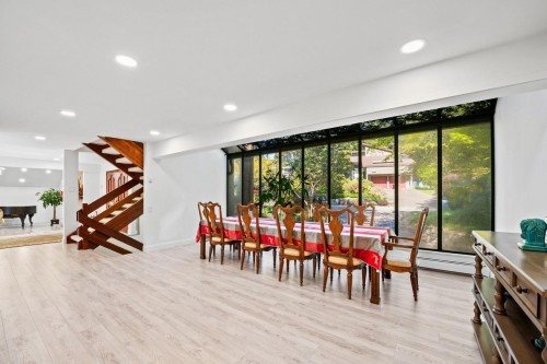5260 Kew Road, West Vancouver, BC 