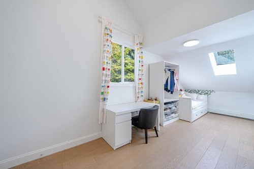 5260 Kew Road, West Vancouver, BC 