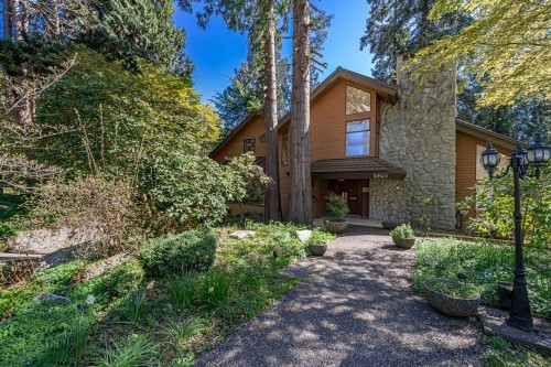 5260 Kew Road, West Vancouver, BC 