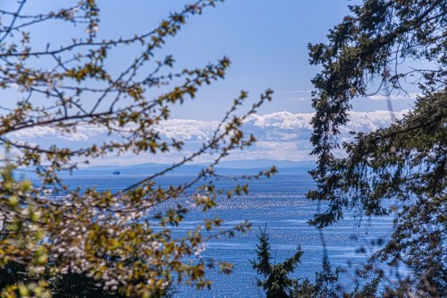 5260 Kew Road, West Vancouver, BC 