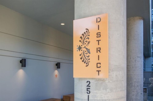 904-251 7th Avenue E Vancouver, BC V5T 0B9