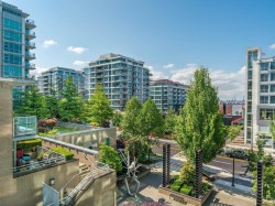 401-138 Esplanade E North Vancouver, BC V7L 4X9