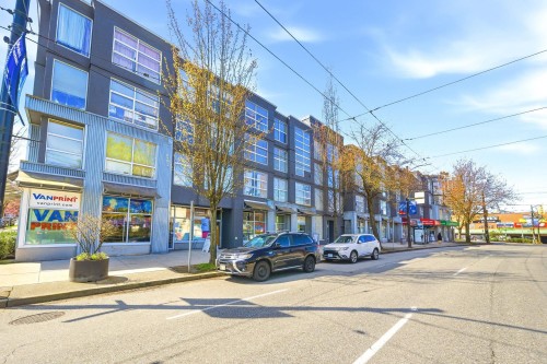 309-418 Broadway E, Vancouver, BC 