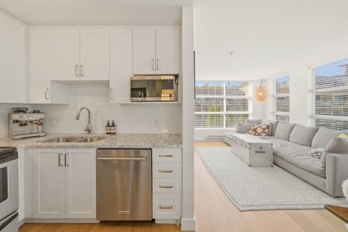 309-418 Broadway E, Vancouver, BC 