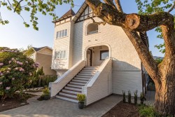 1-326 14th Street W North Vancouver, BC V7M 1P6