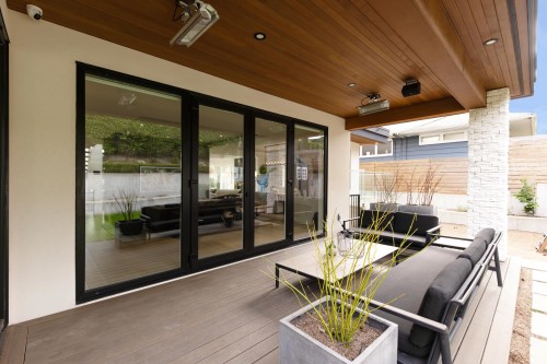 976 Melbourne Avenue, North Vancouver, BC 