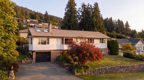 420 Monteray Avenue  North Vancouver, BC V7N 3E8