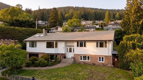 420 Monteray Avenue, North Vancouver, BC 