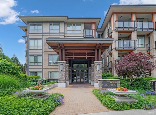 512-3399 Noel Drive  Burnaby, BC V3J 0G8