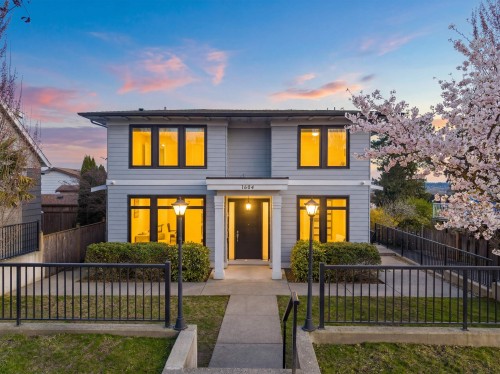 1604 Hamilton Street  New Westminster, BC V3M 2N8