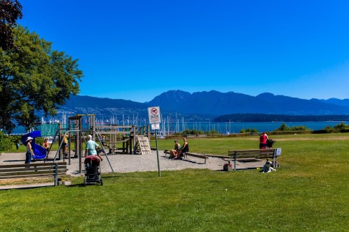 3086 2Nd Avenue W, Vancouver, BC 