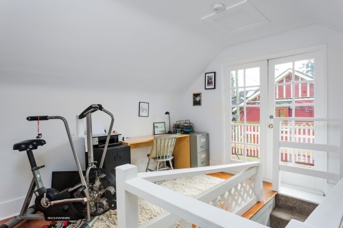 3086 2Nd Avenue W, Vancouver, BC 