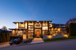 908 Beaconsfield Road  North Vancouver, BC V7R 1S8