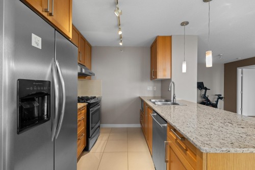 802-7088 Salisbury Avenue, Burnaby, BC 
