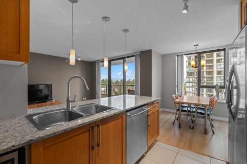 802-7088 Salisbury Avenue, Burnaby, BC 
