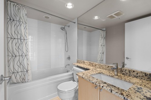 802-7088 Salisbury Avenue, Burnaby, BC 